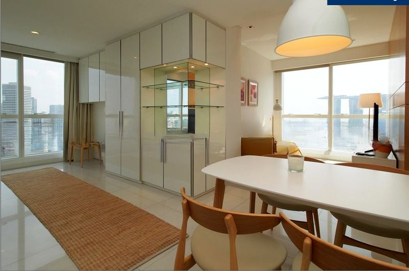 HIGH STREET CENTRE 3