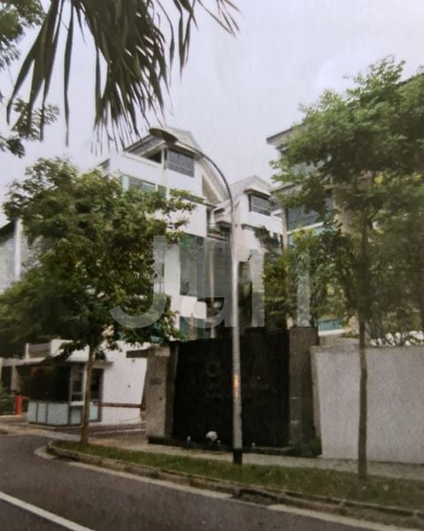 GRAND DUCHESS AT ST PATRICK'S 11