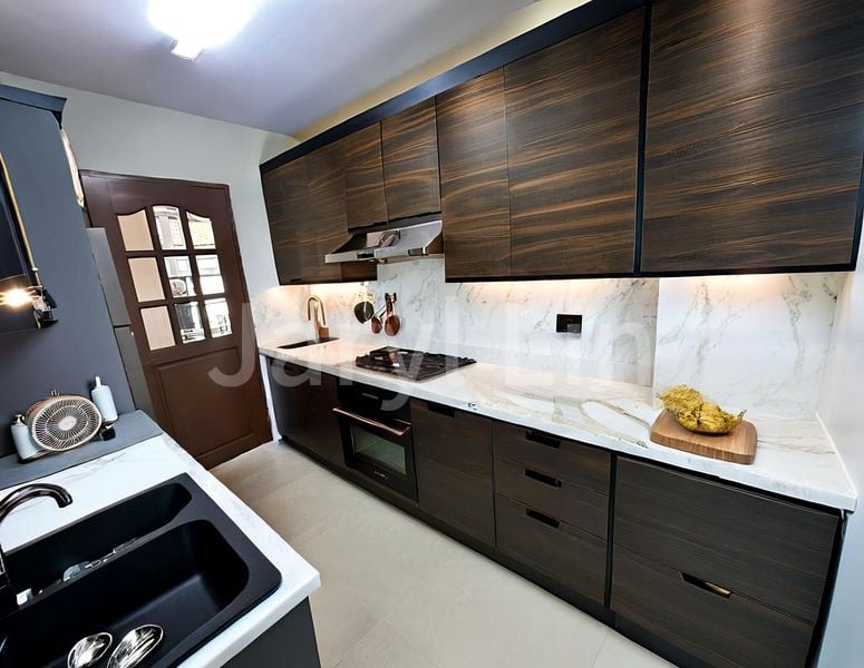 1 KING ALBERT PARK 2