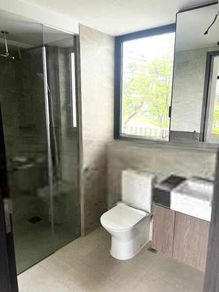 RIVERFRONT RESIDENCES 6