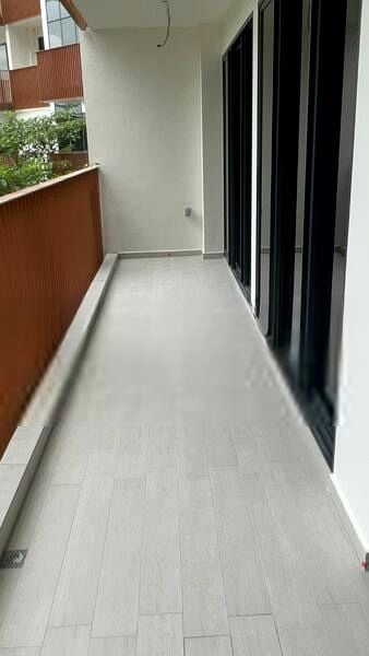 RIVERFRONT RESIDENCES 4