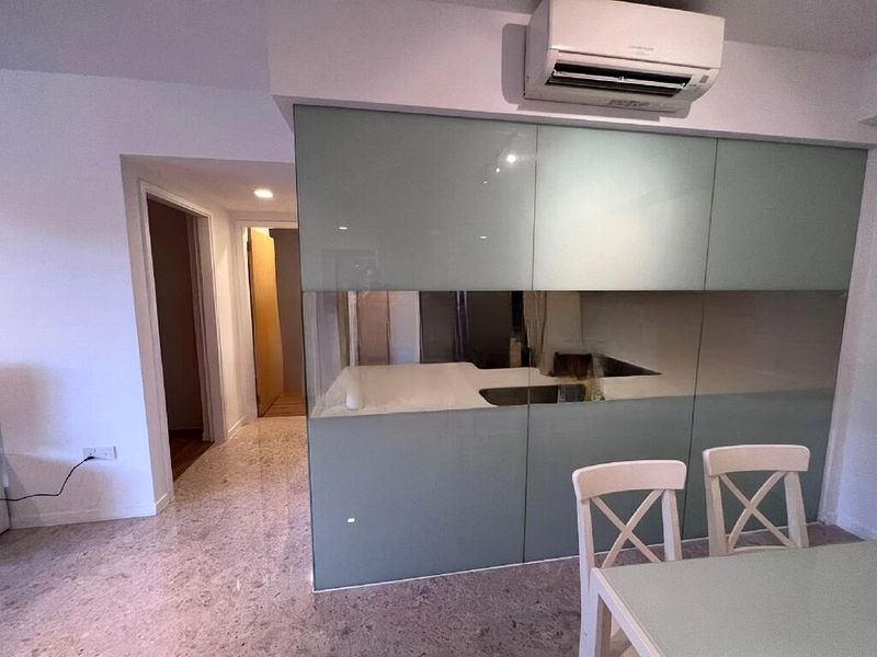 THE LAKEFRONT RESIDENCES 4