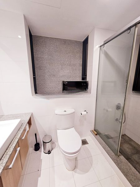 THE PIER AT ROBERTSON 4