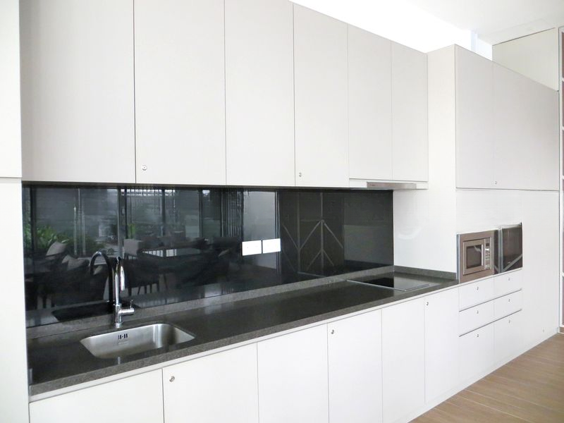 KALLANG RIVERSIDE 12