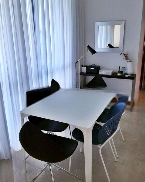 RESIDENCES @ EVELYN 6