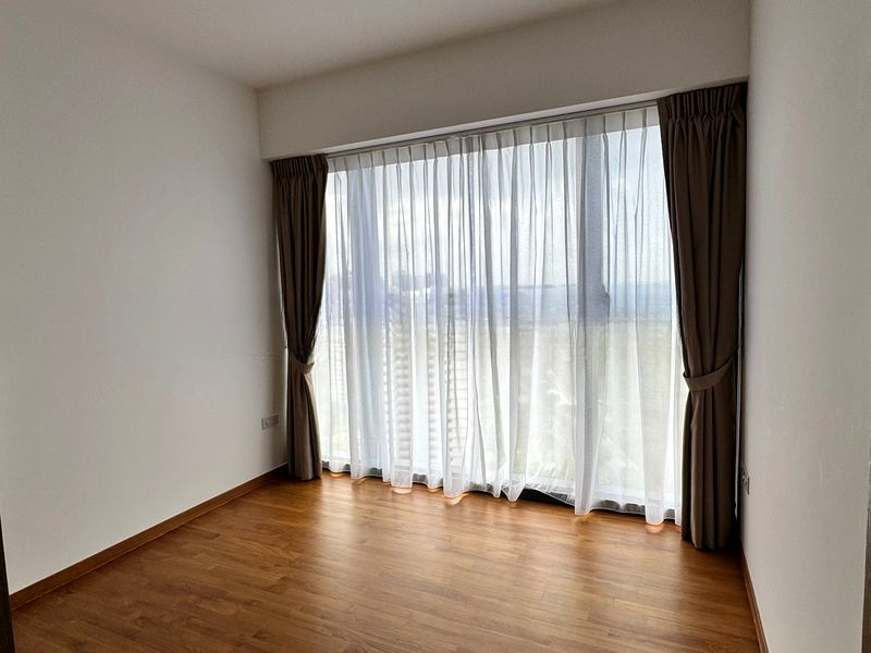 SEASIDE RESIDENCES 7