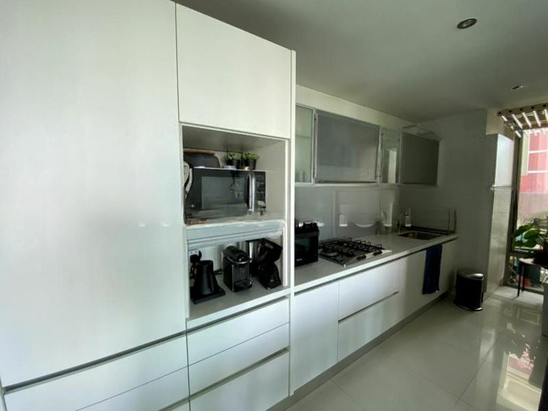 LEONIE SUITES 3