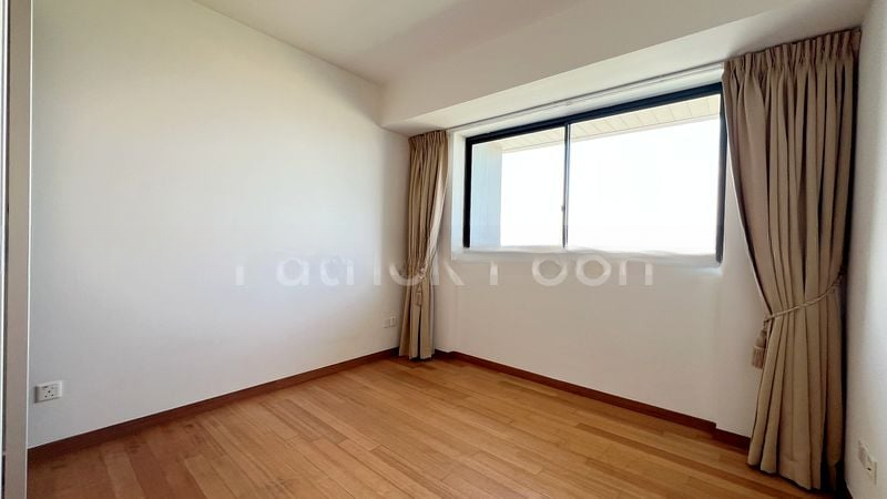 MARINA BAY RESIDENCES 5