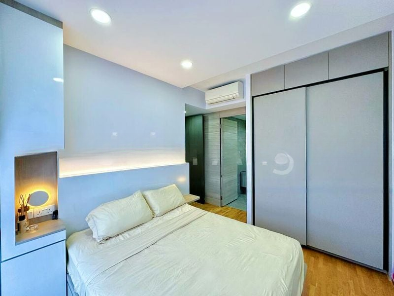 THE CLEMENT CANOPY 5