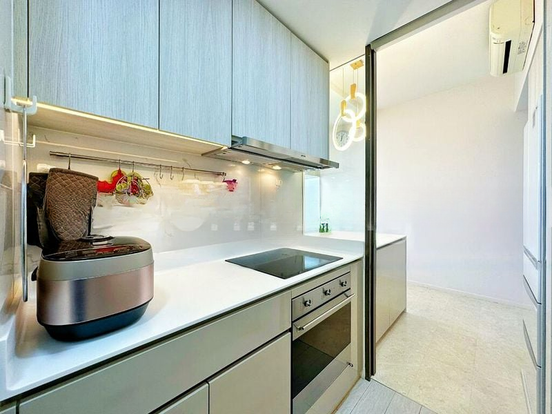 THE CLEMENT CANOPY 11