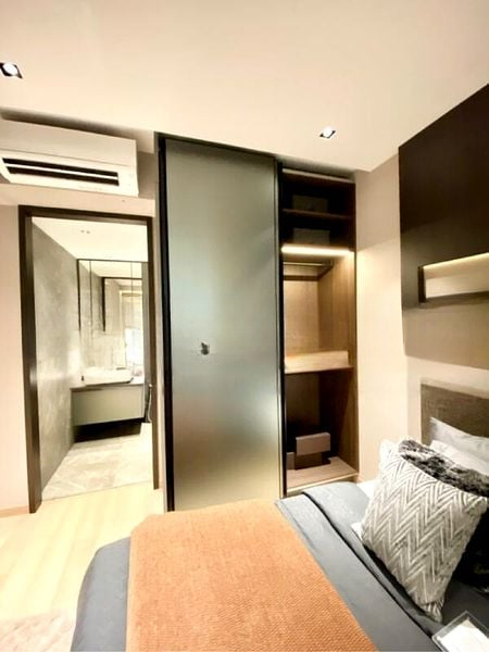 IRWELL HILL RESIDENCES 9