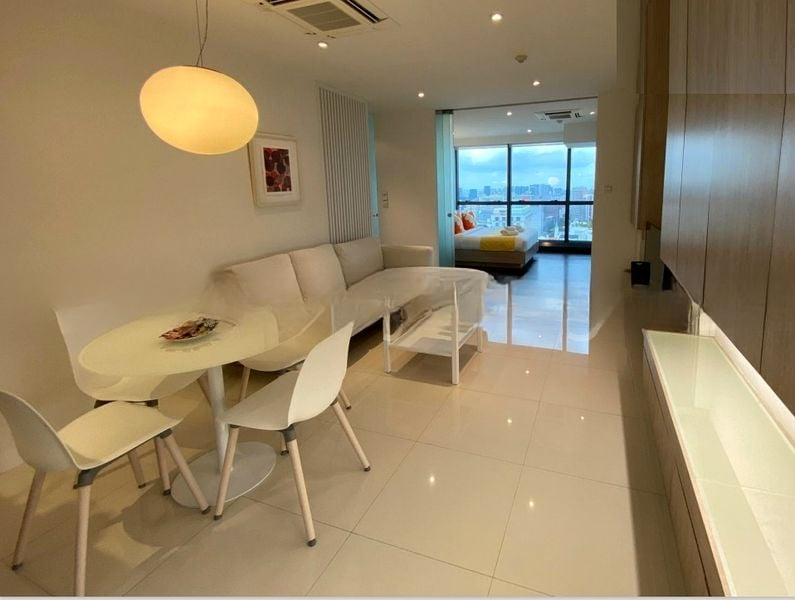 HIGH STREET CENTRE 4