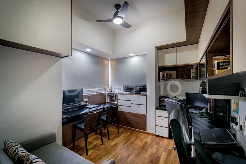 THE PARC CONDOMINIUM 6