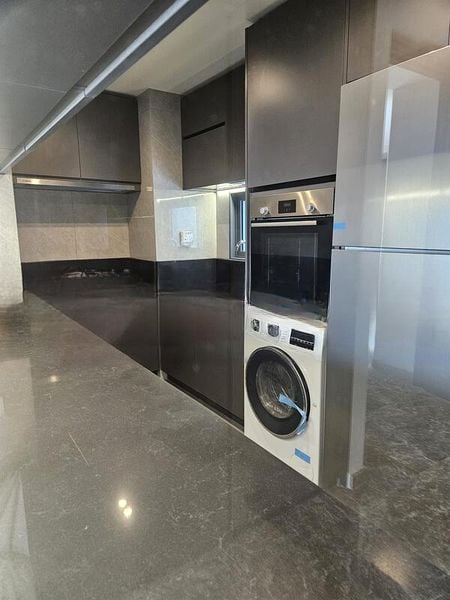 THE LINQ @ BEAUTY WORLD 12