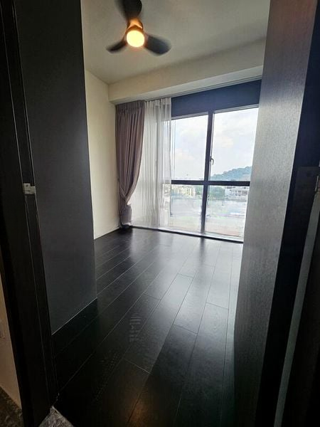 THE LINQ @ BEAUTY WORLD 14