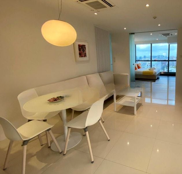 HIGH STREET CENTRE 3