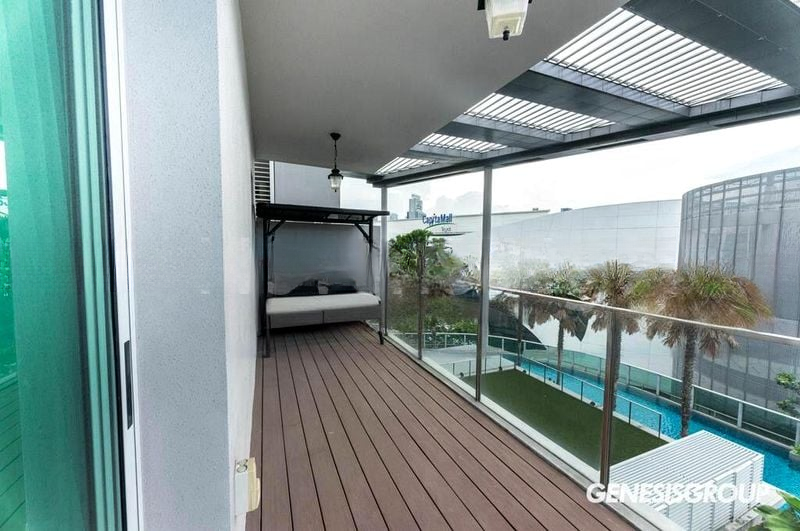 SUITES AT ORCHARD 5