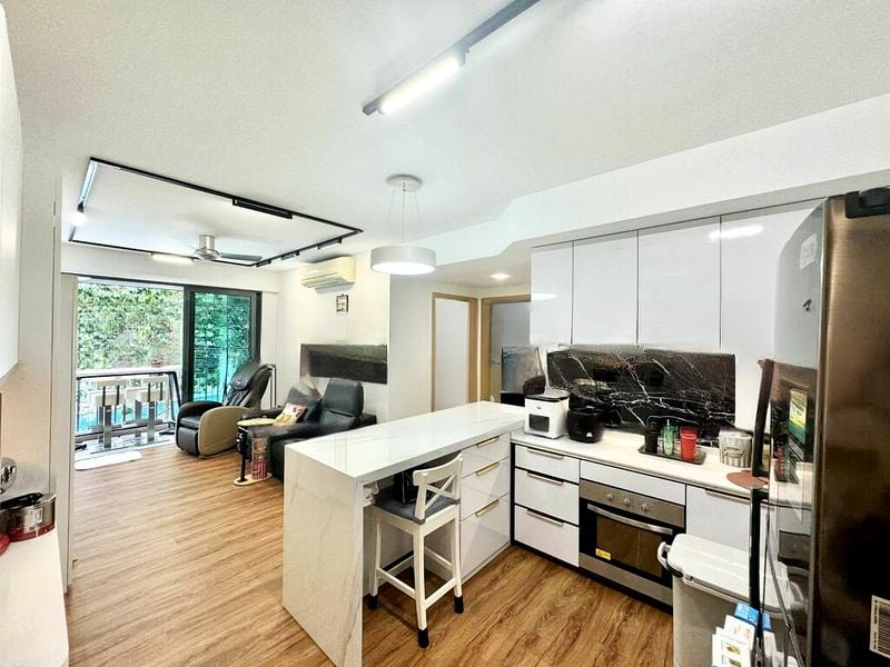 ESPARINA RESIDENCES 4