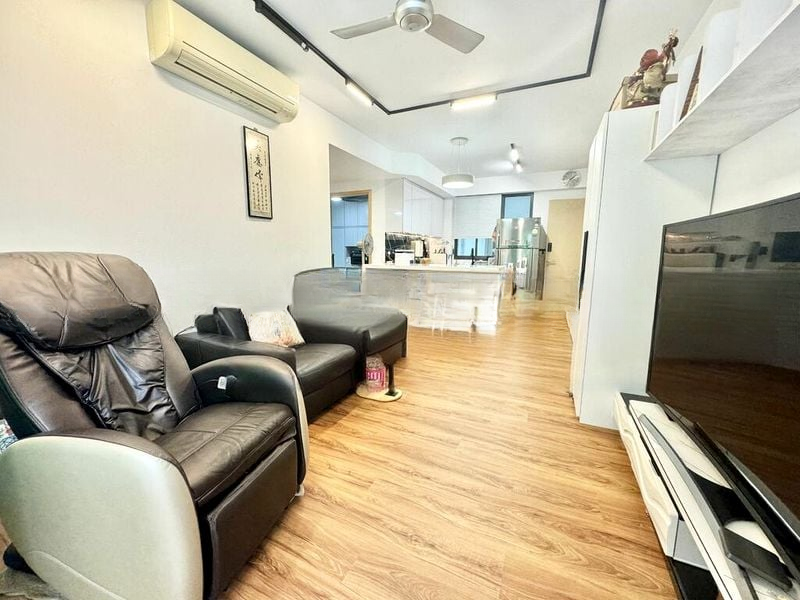 ESPARINA RESIDENCES 9
