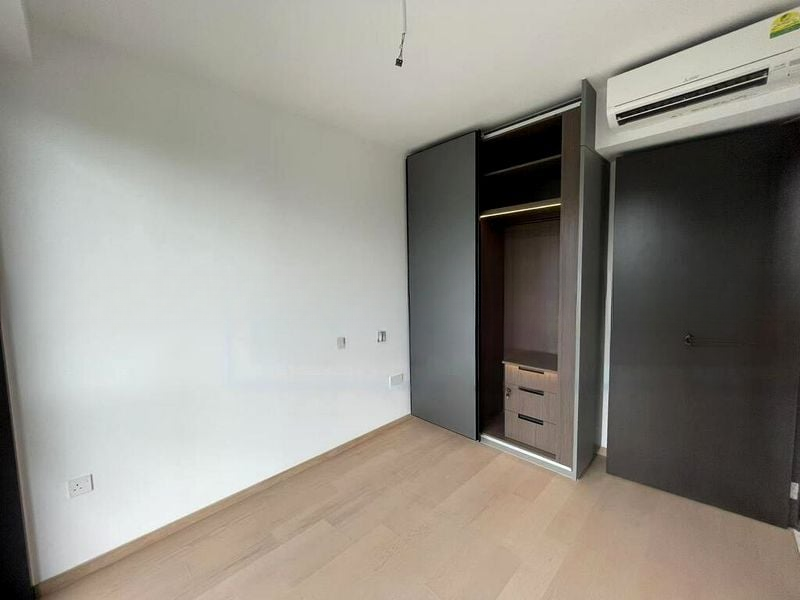 IRWELL HILL RESIDENCES 8