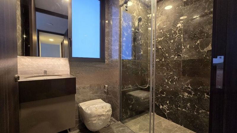 THE LINQ @ BEAUTY WORLD 3