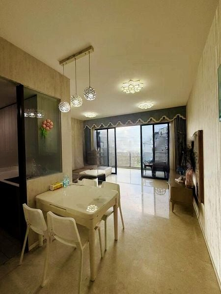 THE CLEMENT CANOPY 7