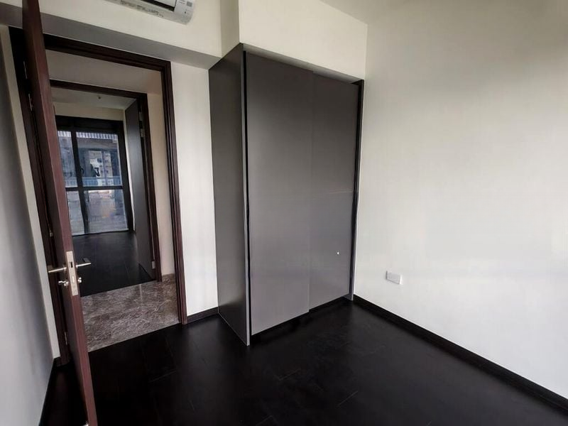 THE LINQ @ BEAUTY WORLD 9