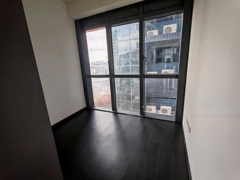 THE LINQ @ BEAUTY WORLD 7