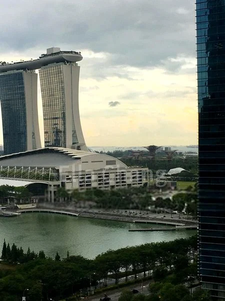 MARINA BAY SUITES 10