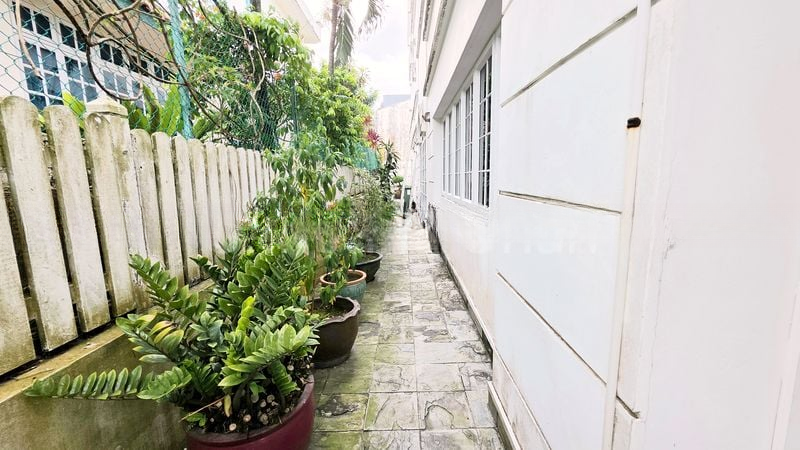 SERANGOON GARDEN ESTATE 4