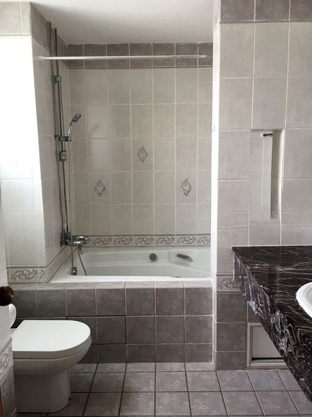 PARBURY HILL CONDOMINIUM 6