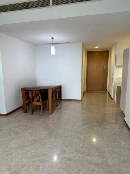 MARINA BAY RESIDENCES 5