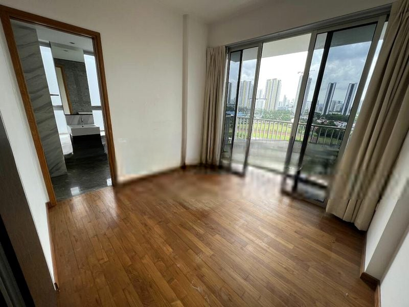 THE PARC CONDOMINIUM 1
