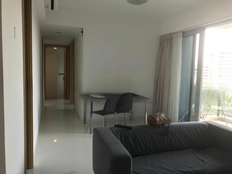 THE LAKEFRONT RESIDENCES 4