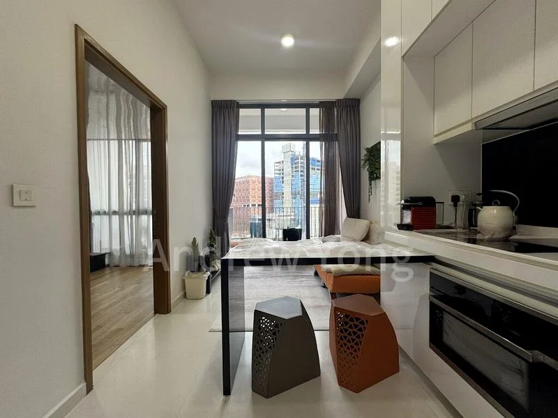 SPOTTISWOODE SUITES 5