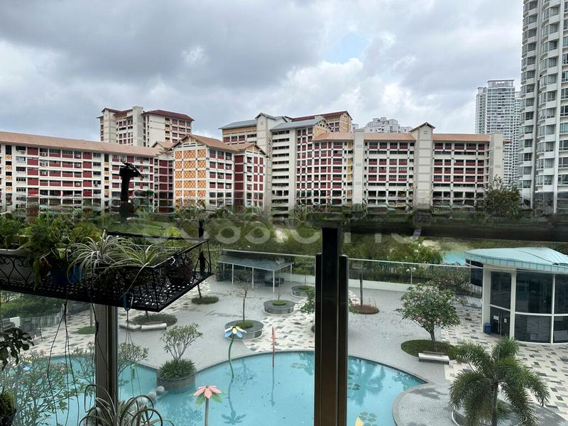 CLOVER BY THE PARK 9