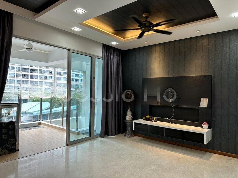 CLOVER BY THE PARK 10