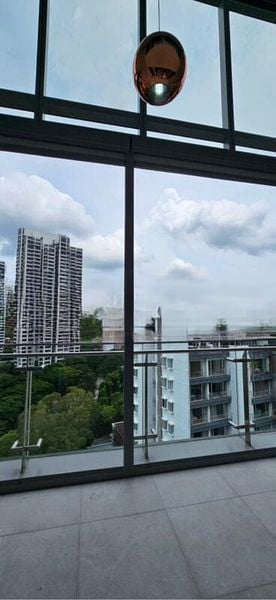 WILSHIRE RESIDENCES 5
