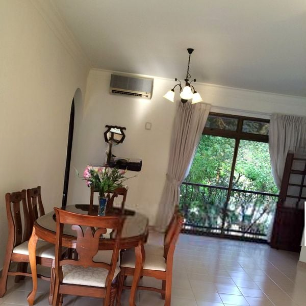JERVOIS GROVE 10
