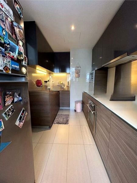 FORESQUE RESIDENCES 7