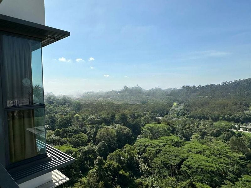 FORESQUE RESIDENCES 4