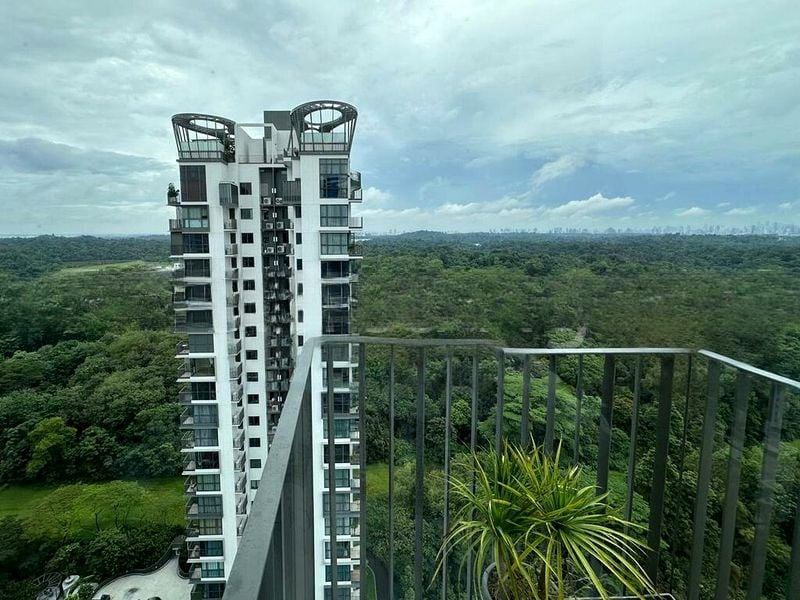 FORESQUE RESIDENCES 15