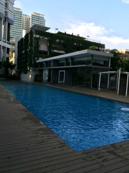 VISTA RESIDENCES 3