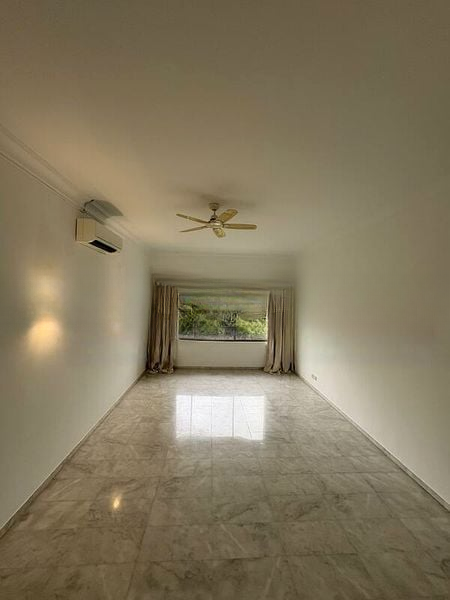 TANGLIN HILL CONDOMINIUM 14