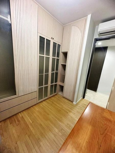 AVENUE SOUTH RESIDENCE 5