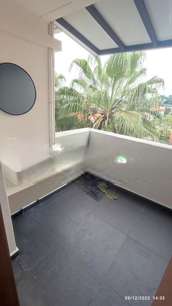 STEVENS LOFT 12