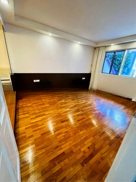 LOYANG TOWNHOUSES 5