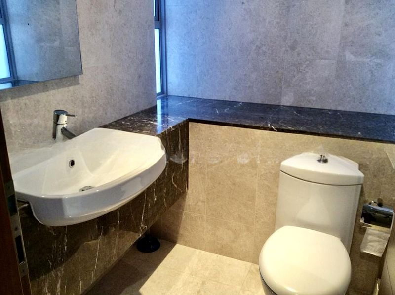 RESIDENCES @ EVELYN 7