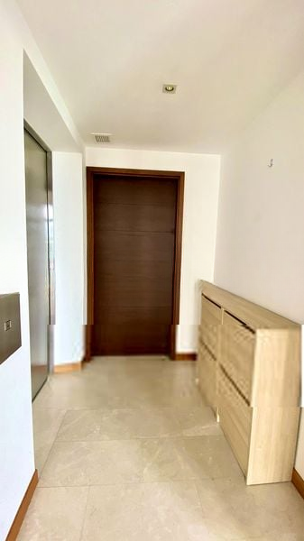 RESIDENCES @ EVELYN 11
