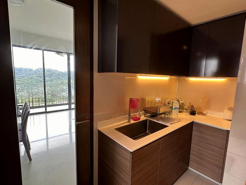 FORESQUE RESIDENCES 8